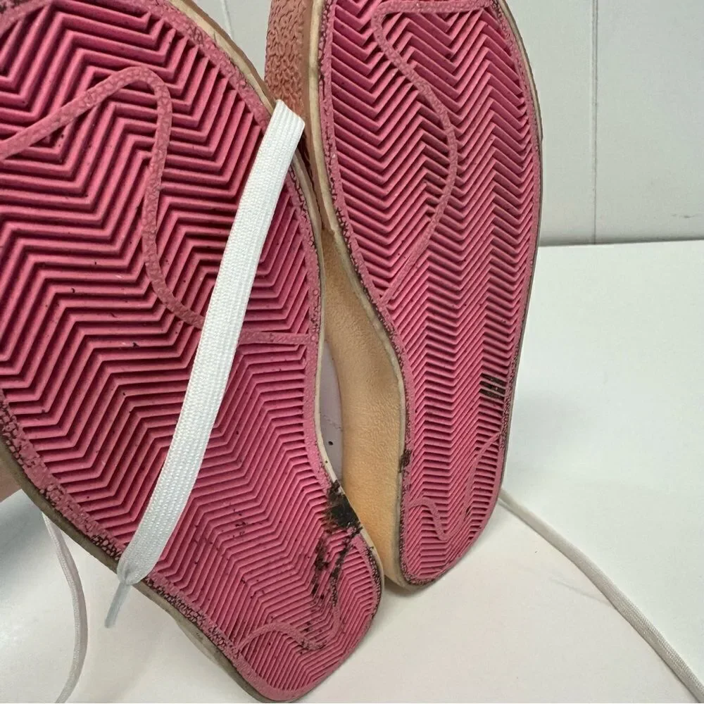 Nike Blazer Mid 77’ Pink spell White Size 6 Youth